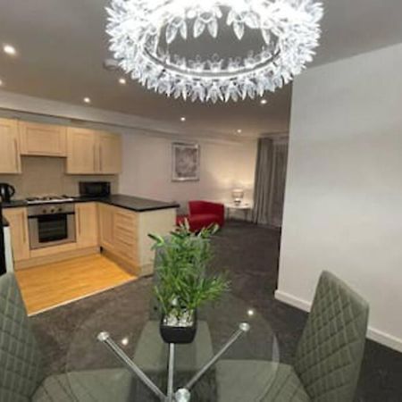 Moda Wigan 2 - Stylish 2 Bed In Central Wigan Esterno foto